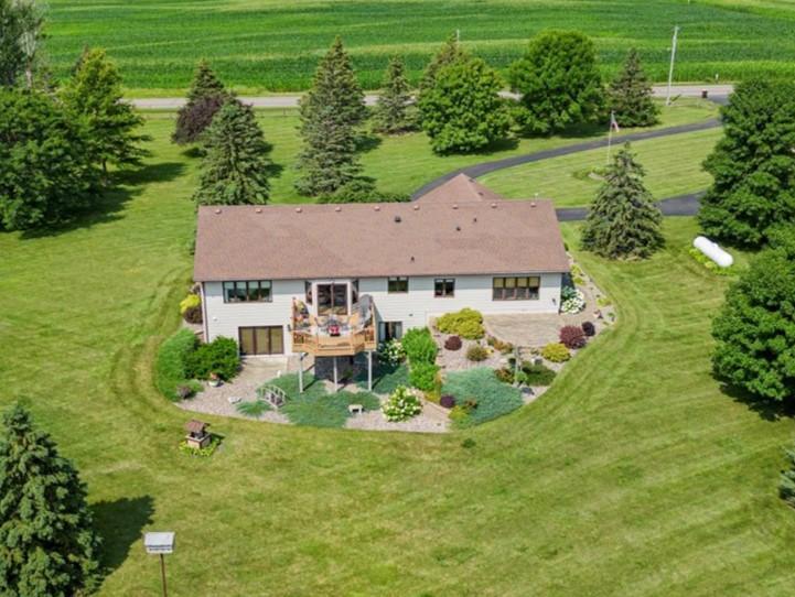 Highway 25 , Watertown, MN 55388