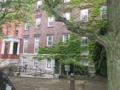 1-w-100 Bowen St, Providence, RI, 02906-1404 | Card Image