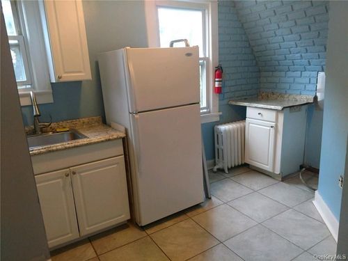 unit-2-22 Fostoria Street, Highlands, NY, 10928 | Card Image