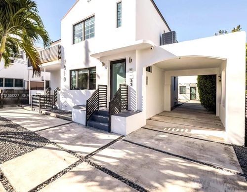 3-7910 Byron Ave, Miami Beach, FL, 33141-1999 | Card Image