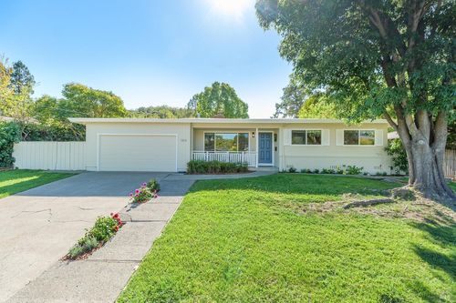  Denlyn Street, Novato, CA, 94947 | Card Image