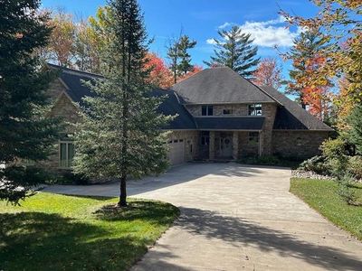 1241 Florsheim Rd, House other with 5 bedrooms, 3 bathrooms and null parking in Minocqua WI | Image 1