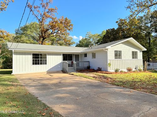 250 Maxine Cir, Pearl, MS, 39208-4908 | Card Image