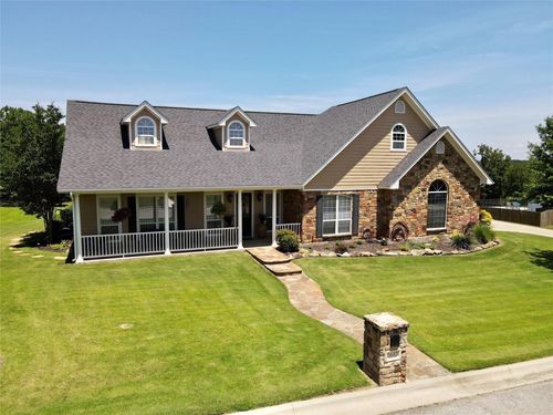 1602 Jefferson St, Bowie, TX, 76230-2630 | Card Image