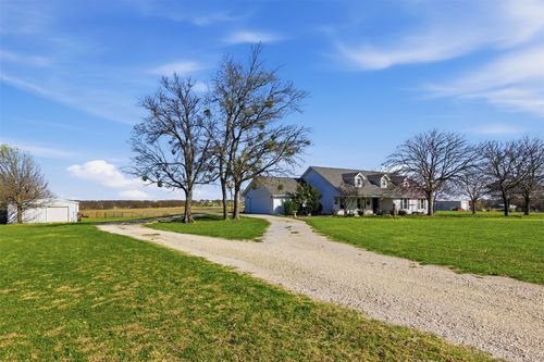 2376 Ripy Rd, Krum, TX, 76249-8002 | Card Image