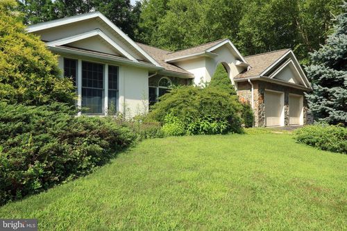 2489 Harvest Ridge Dr, STATE COLLEGE, PA, 16803-2408 | Card Image