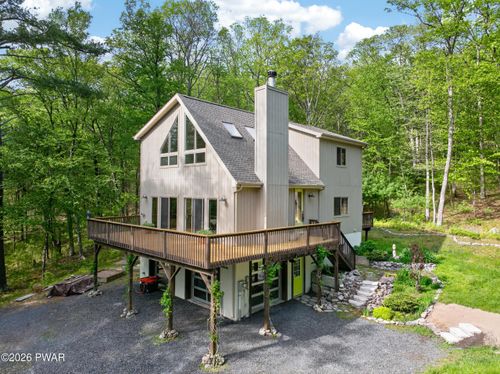 161 Woodland Dr, Dingmans Ferry, PA, 18328-3438 | Card Image