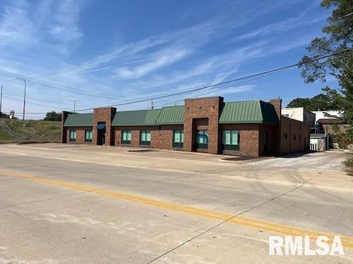 1414 Mississippi Blvd, Bettendorf, IA, 52722-4862 | Card Image