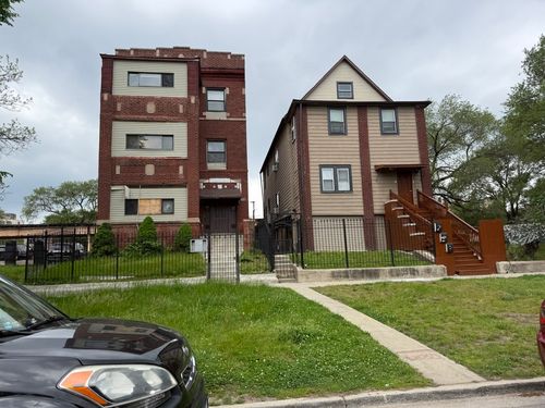 5920 Calumet Ave, Chicago, IL, 60637-7032 | Card Image