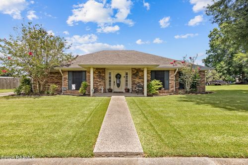 303 Hollywood St, Franklin, LA, 70538-6325 | Card Image