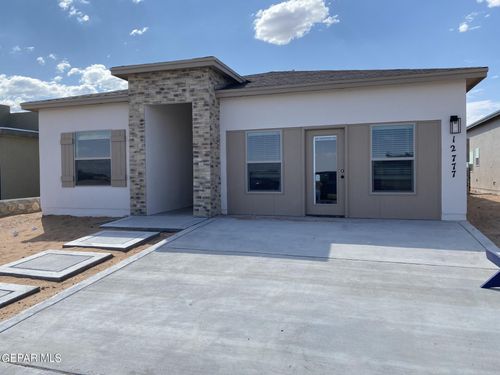 12777 Viendo Norte Dr, El Paso, TX, 79934-5511 | Card Image