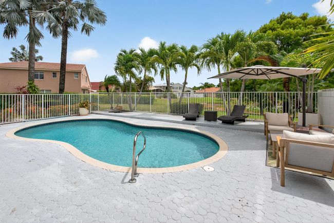 5086 Prairie Dunes Village Cir, House other with 3 bedrooms, 3 bathrooms and null parking in Lake Worth FL | Image 34