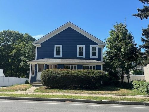 2-117 Salem St, Reading, MA, 01867-2612 | Card Image