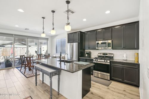 994 W Calle Monte Lindo, Sahuarita, AZ, 85629-0718 | Card Image
