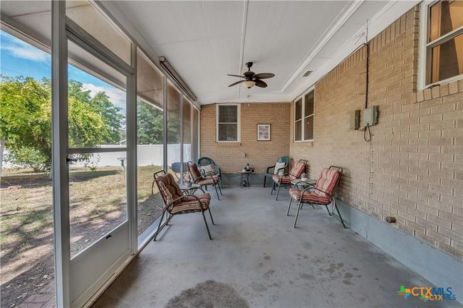 404 Oak St, House other with 3 bedrooms, 2 bathrooms and null parking in Copperas Cove TX | Image 15
