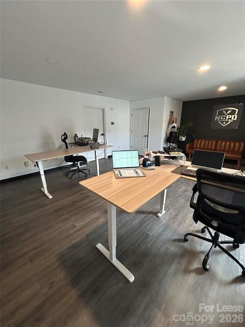 1 Business Park Cir, Arden, NC, 28704-8587 | Card Image