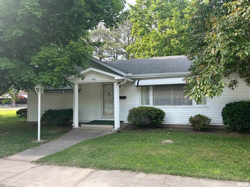401 W 11th St, Christopher, IL, 62822-1431 | Card Image