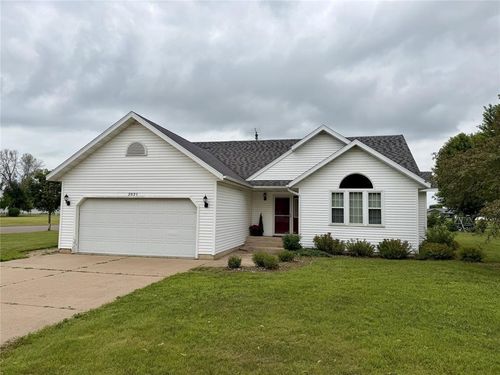 2321 5th Ave, Bloomer, WI, 54724-1188 | Card Image