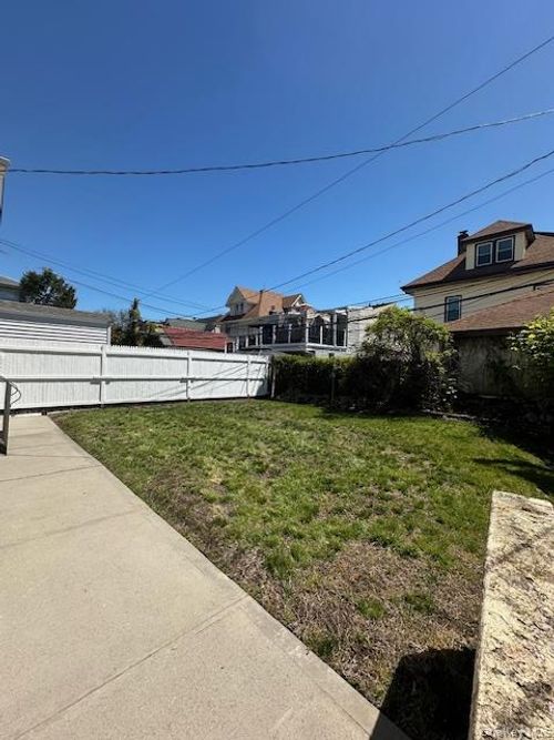 234 W Market St, Long Beach, NY, 11561-1921 | Card Image