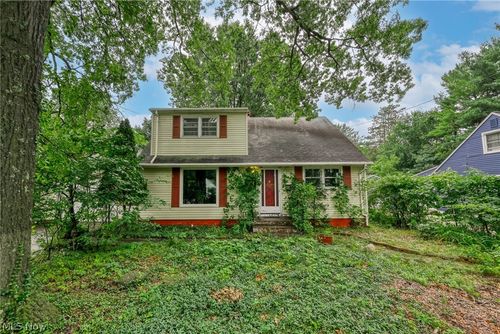737 Allerton St, Kent, OH, 44240-4501 | Card Image