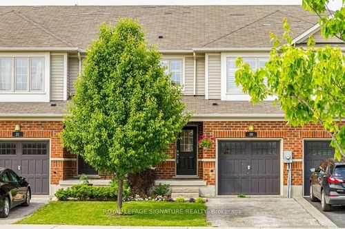 30 Pumpkin Pass, Binbrook, ON, L0R1C0 | Card Image