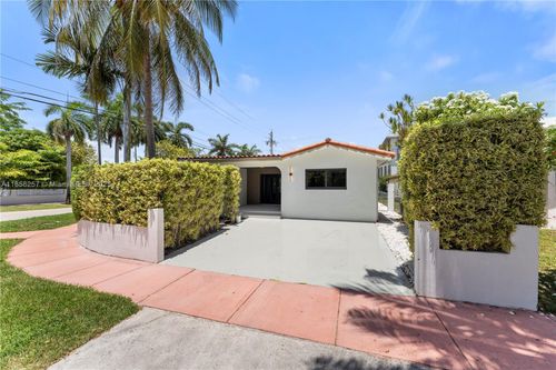 1221 Biarritz Dr, Miami Beach, FL, 33141-3633 | Card Image