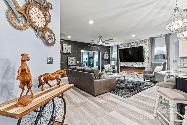 Open Floor Concept | Image 9