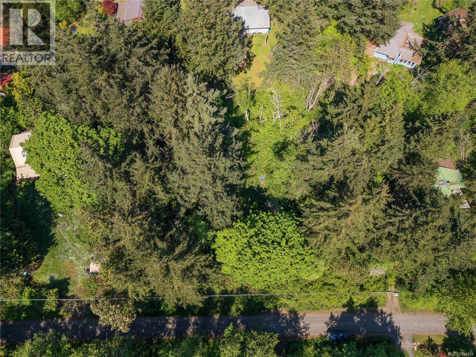 Land in Hornby Island 4