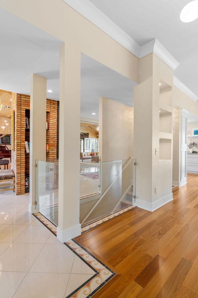 4 W Shore Rd, House other with 3 bedrooms, 4 bathrooms and null parking in NORTH OAKS MN | Image 34