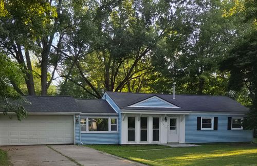 21450 Ulrich St, Clinton Township, MI, 48036-3714 | Card Image
