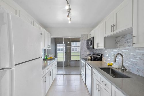 apt-104-7500 Nw 5th Ct, Margate, FL, 33063-7460 | Card Image