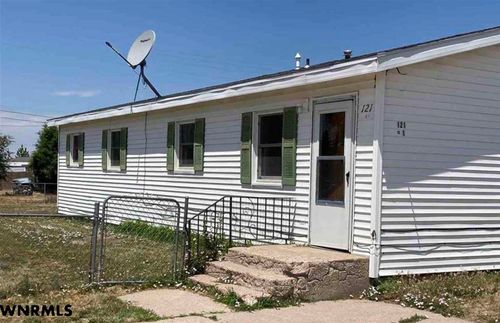 121 Elm Creek Street, Kimball, NE, 69145 | Card Image