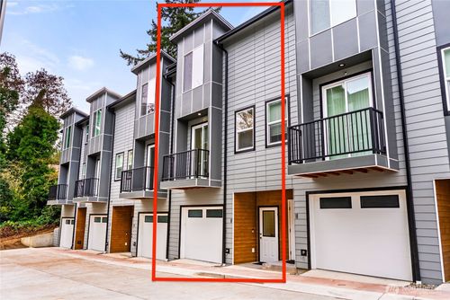 apt-b203-1926 S Washington St, Tacoma, WA, 98405-1057 | Card Image