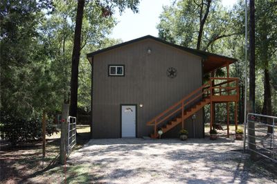 Primary residence view from front yard | Image 2