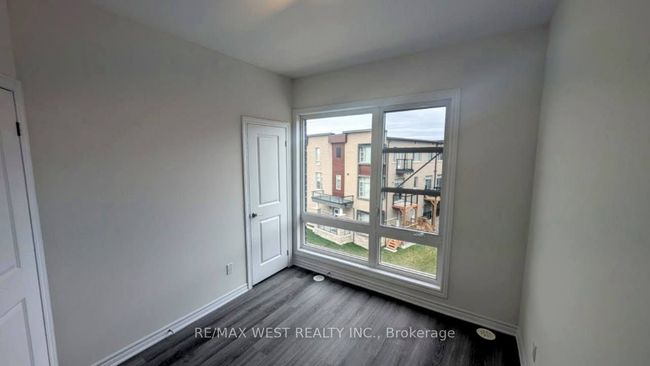 11 Paradox St, House attached with 3 bedrooms, 4 bathrooms and 1 parking in Woodbridge ON | Image 20