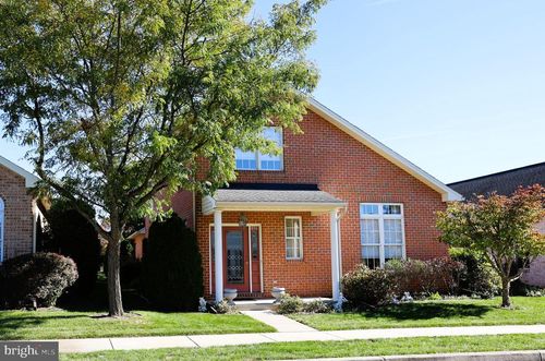 650 Trafalgar Dr, HAGERSTOWN, MD, 21742-1230 | Card Image