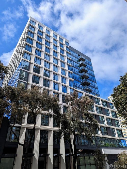 e313-1688 Pine St, San Francisco, CA, 94109-4883 | Card Image