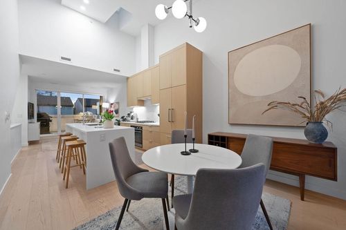 223-650 E 2nd St, North Vancouver, BC, V7L1E3 | Card Image