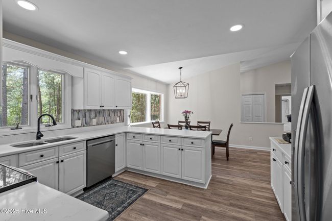 180 Lancashire Ln, House other with 3 bedrooms, 2 bathrooms and 4 parking in West End NC | Image 11