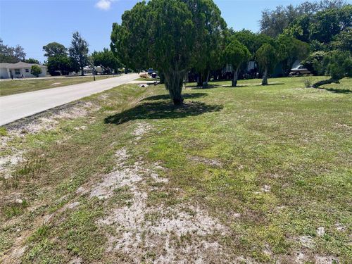2203 Avienda Ave, FORT PIERCE, FL, 34946-5531 | Card Image