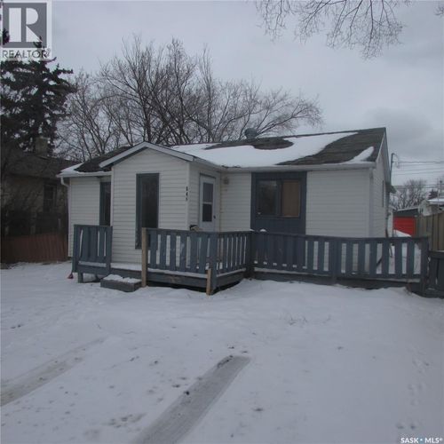 645 Montague St, Regina, SK, S4T3G8 | Card Image