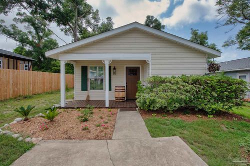 304 N E St, Pensacola, FL, 32501-3737 | Card Image