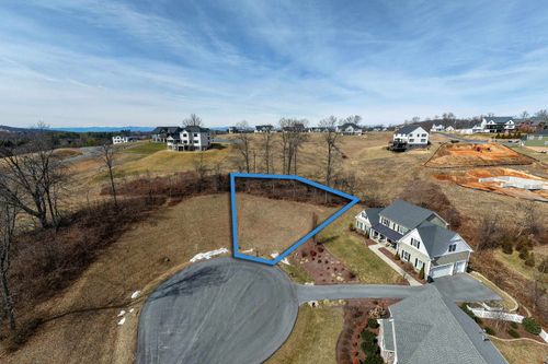 140 Markham Pl, ROCKINGHAM, VA, 22801-2589 | Card Image