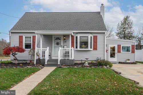 35 Brown Dr, Hamilton, NJ, 08690-1631 | Card Image