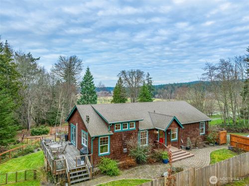 7440 Eagle Glen Ln, Clinton, WA, 98236-8816 | Card Image