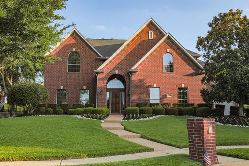 1923 White Oak Clearing, Southlake, TX, 76092-6929 | Card Image