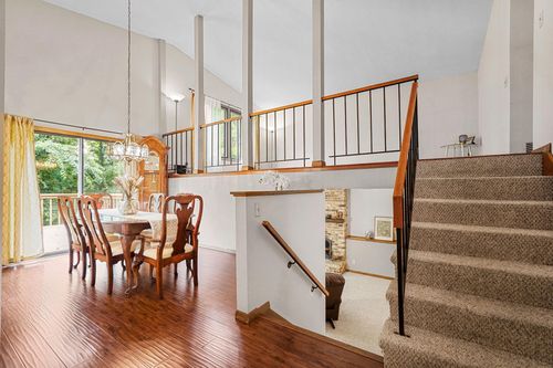 9865 Garrison Way, Eden Prairie, MN, 55347-3042 | Card Image