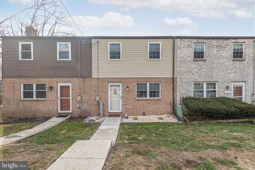 3 Game Farm Rd, SCHWENKSVILLE, PA, 19473-1754 | Card Image