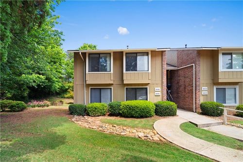 2006 Powers Ferry Trce Se, Marietta, GA, 30067-6687 | Card Image