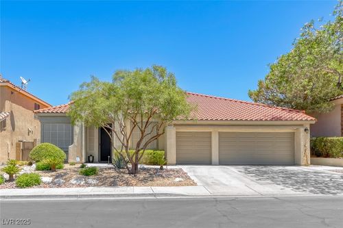 2122 Mooreview St, Henderson, NV, 89012-2672 | Card Image
